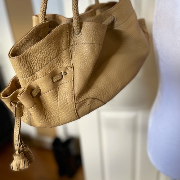 Cole Haan leather diaper bag w/ waterproof lining - Picture 3 of 16